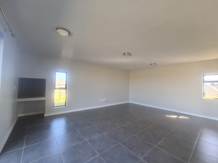 3 Bedroom Property for Sale in Hartland Lifestyle Estate Western Cape